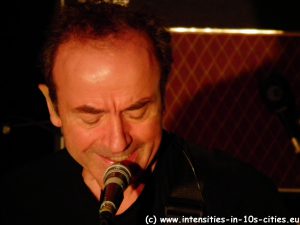 Hugh_Cornwell_2012_0001.JPG