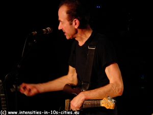 Hugh_Cornwell_2012_0015.JPG