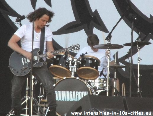 Soundgarden_2012.jpg